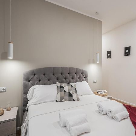 The Best Rent - Modern Three-Bedroom Apartment A Few Steps From The Colosseum Ngoại thất bức ảnh