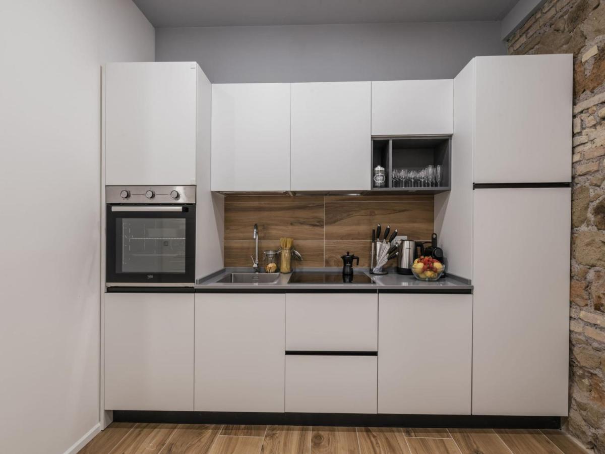 The Best Rent - Modern Three-Bedroom Apartment A Few Steps From The Colosseum Ngoại thất bức ảnh