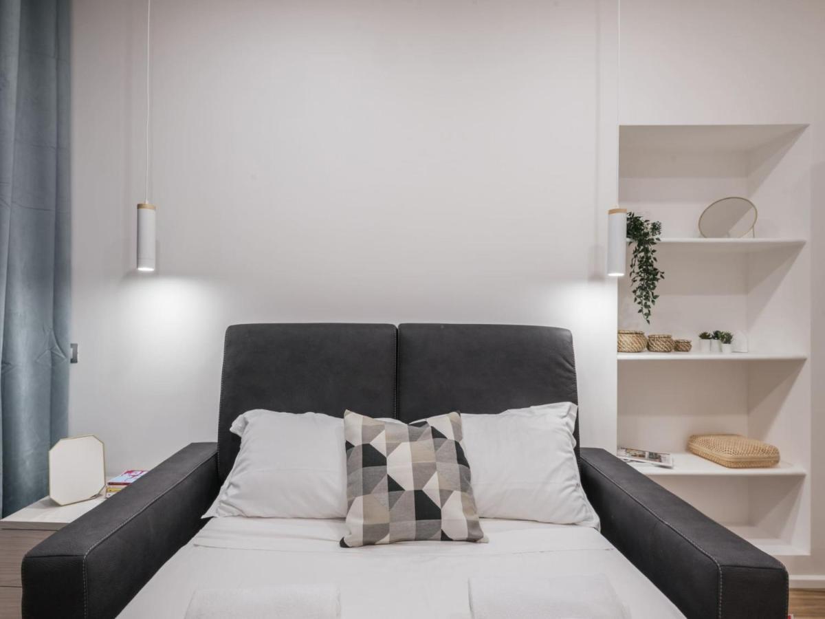 The Best Rent - Modern Three-Bedroom Apartment A Few Steps From The Colosseum Ngoại thất bức ảnh